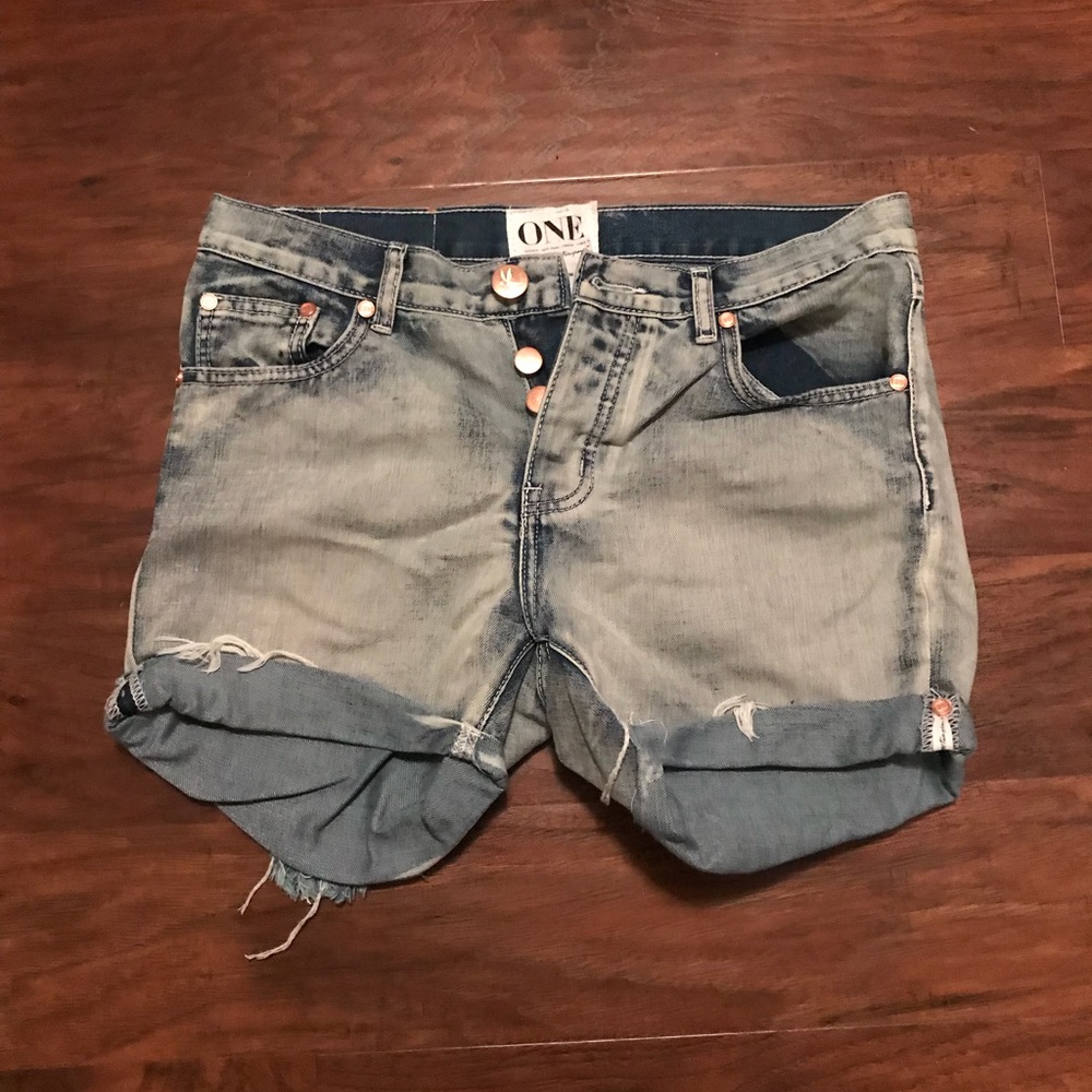 One Teaspoon ‘Chargers’ Shorts